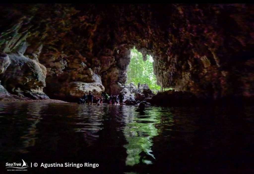 cave expedition in tomolol cave