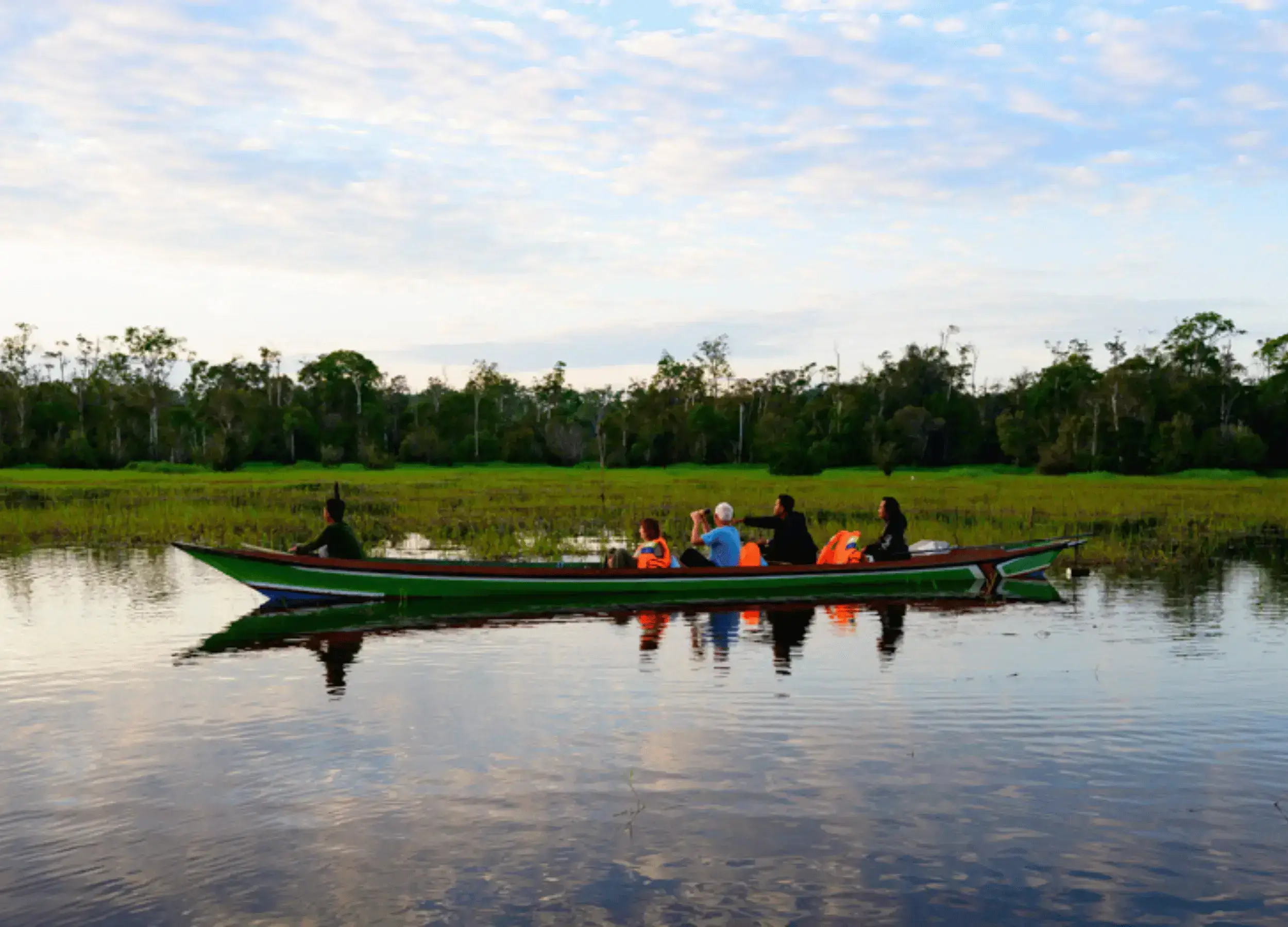 River Cruise in Blackwater Lake Bagantung